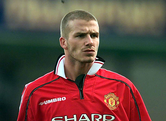 Beckham hair: David Beckham in 2000