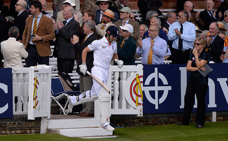 England v NZ at Lord's: Cook to bat