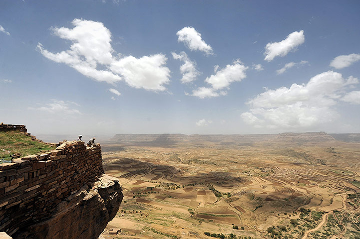 20 Photos: Yemen's Thula Fort is nominated for 2013 Aga Khan Architecture Award