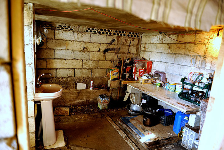 Syria refugees: Refugee kitchen