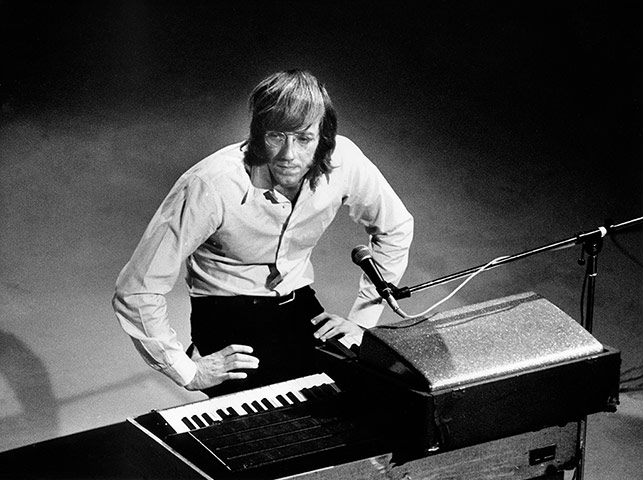 Ray Manzarek: Ray Manzarek performing with The Doors in 1968