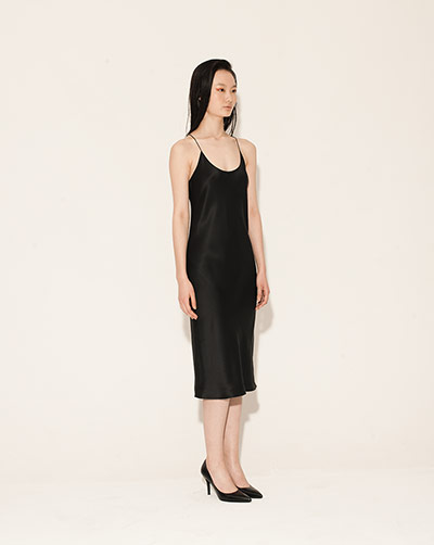 All Ages - In Pictures: All Ages Minimalism Black Dress