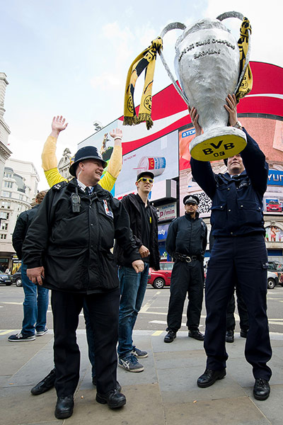 Germans in London: British and German police officers