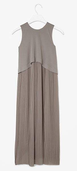 super extra fashion: Layered pleat dress