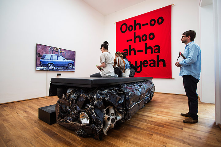 Great Britain pavilion : 'Ooh-oo-hoo ah-ha ha yeah' and the film 'English Magic