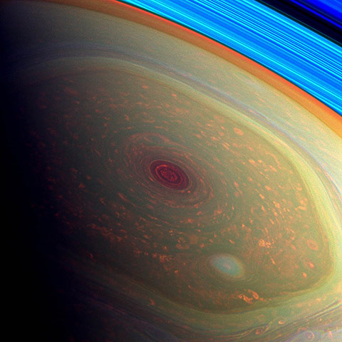 A month in Space: Large Hurricane on Saturn