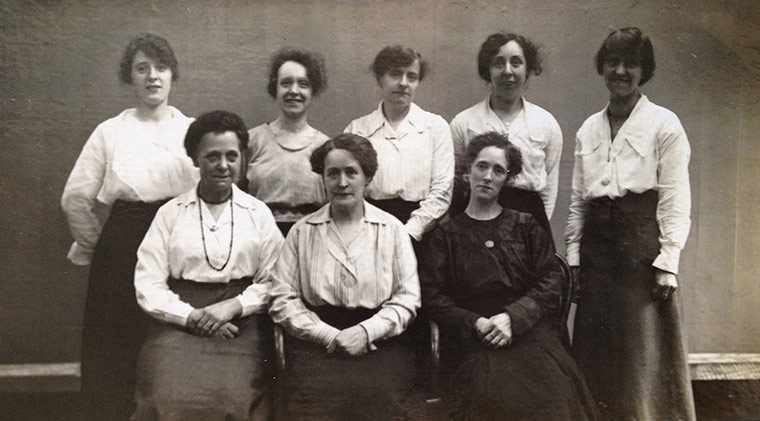 GNM Archive Centenary : Centenary album Canteen