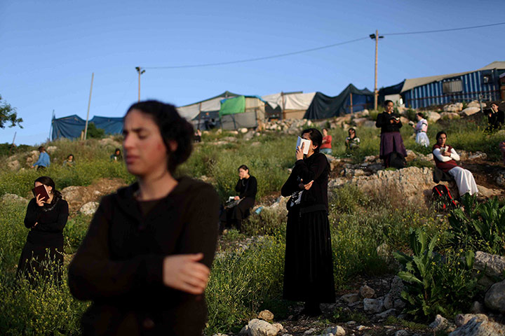 20 Photos: Ultra Orthodox Jews celebrate Lag Baomer in Meron