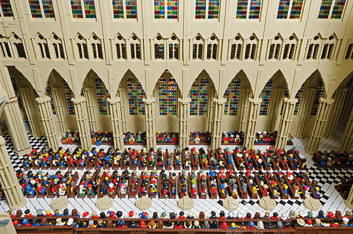 Lego architecture: Westminster Abbey, interior