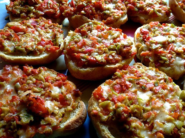 TVDinnersSopranos: Soprano Women's Bruschetta