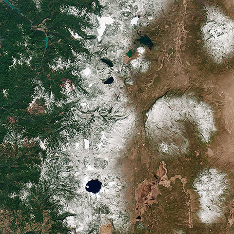 Satellite Eye on Earth: Cascade Mountains of the Pacific Northwest of North America