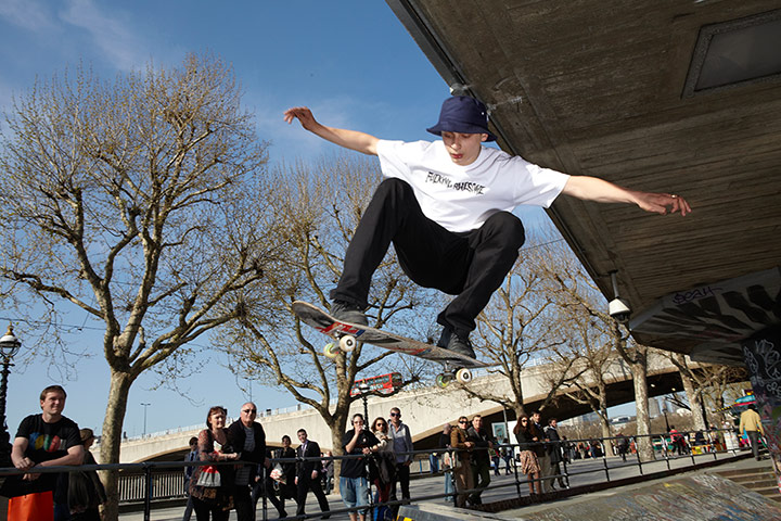 Skateboarders: Blondey skateboarding