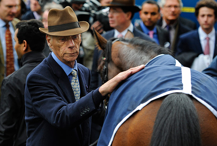 Frankel last race: Henry Cecil pats Frankel
