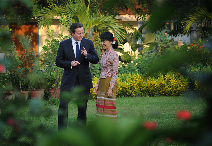 Stefan Rousseau: David Cameron meets Aung San Suu Kyi 
