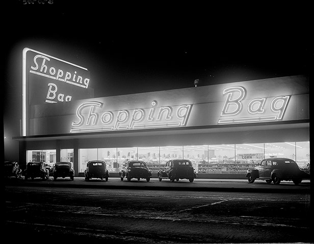 Form and Landscape: Shopping Bag Market, Los Angeles