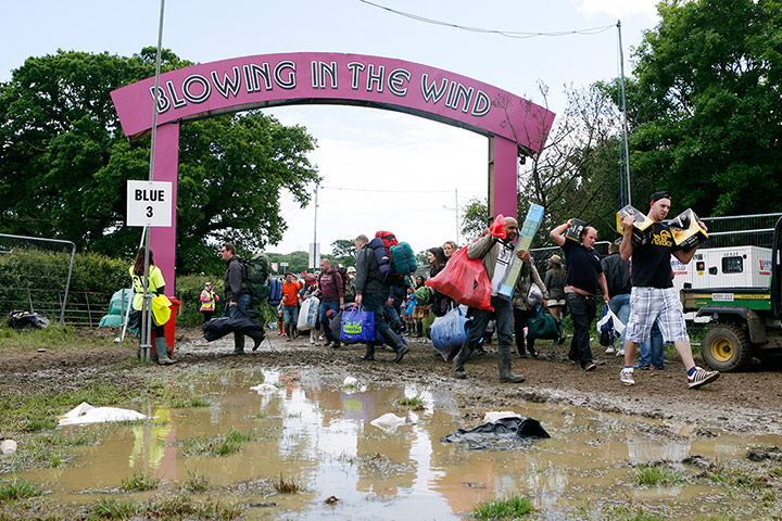 Isle of Wight 2013: Festival goers arrive at the festival