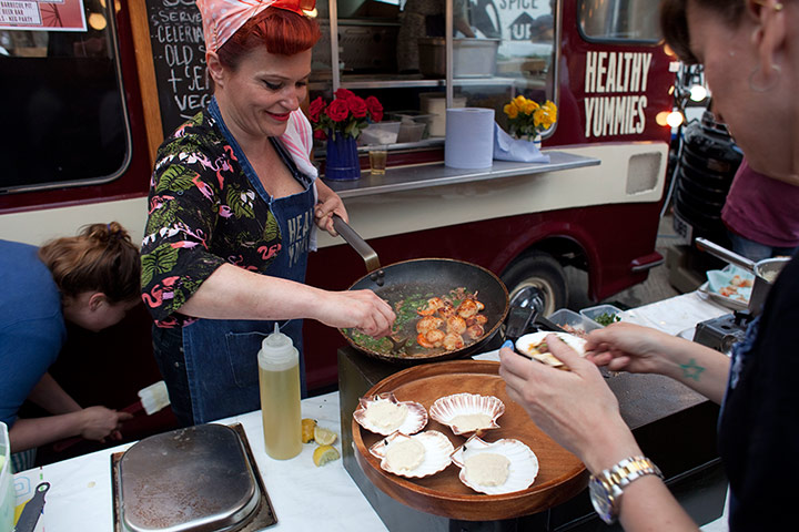 Street Food: Red Hot & Yummy
