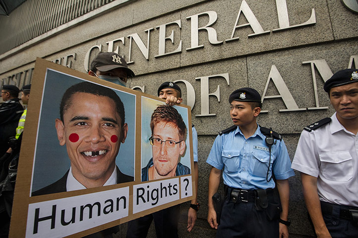 Hong Kong protest: Edward Snowden Supporters Gather In Hong Kong