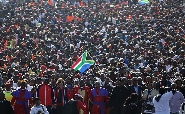Youth Day in South Africa: Crowds at march