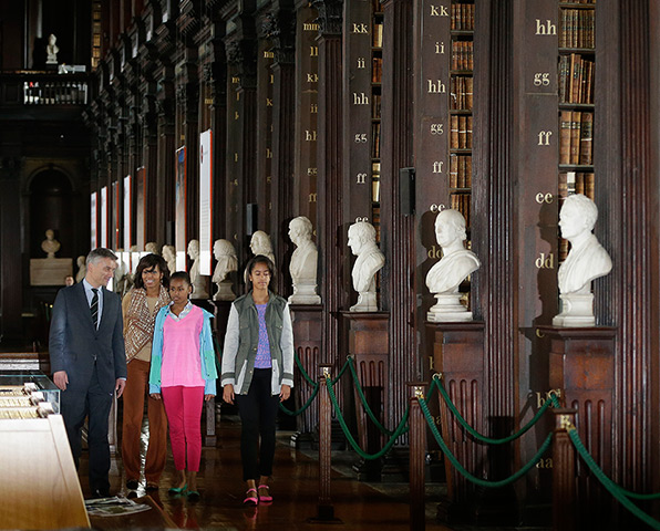 Malia and Sasha Obama: Michelle Obama, Malia Obama, Sasha Obama, Patrick Prendergast,