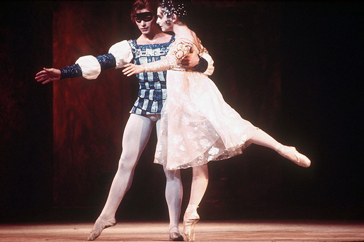 David Wall with Lynn Seymour in Romeo and Juliet