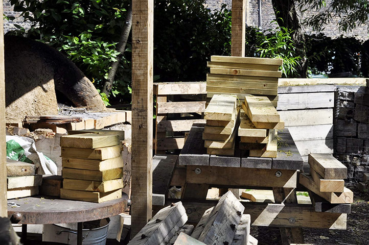 Camley Street : Camley Street benches
