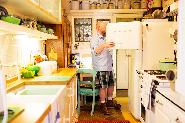 The Selby: Bijoux kitchen