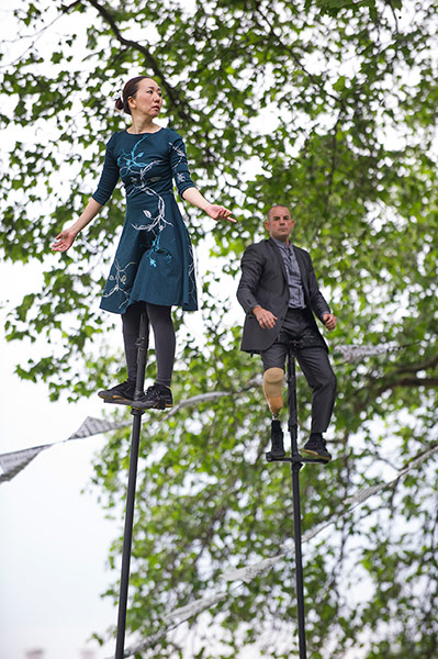 Limbless Knight: Cast members on aerial and sway poles