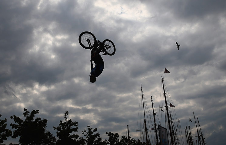 weekend in pictures: Kieler Woche Oceanjump