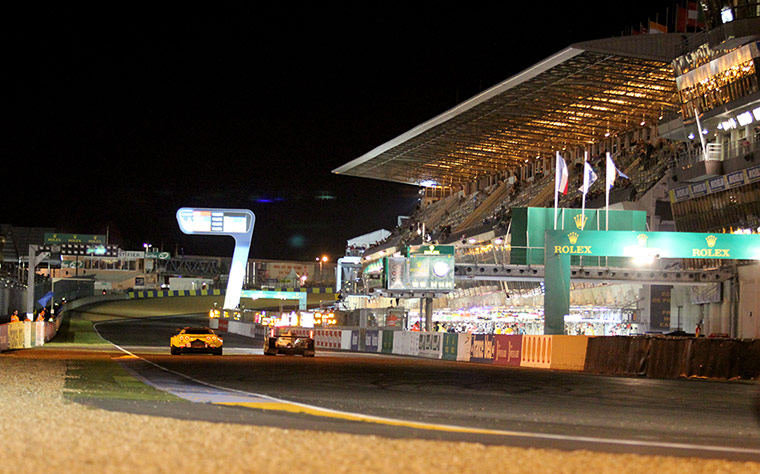 Le mans 24 hours : Lighting up time