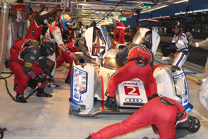 Le mans 24 hours : Driver change