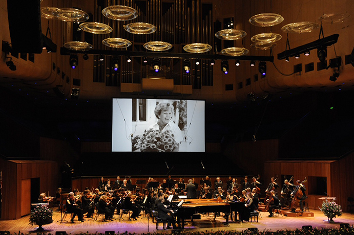 Hazel Hawke: Hazel Hawke's memorial service at the Sydney Opera House