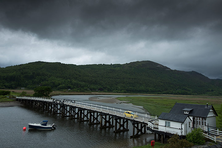 Penmaenpool Bridge: Penmaenpool Toll Bridge