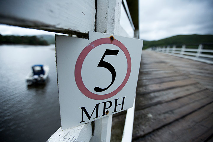Penmaenpool Bridge: Toll bridge speed limit