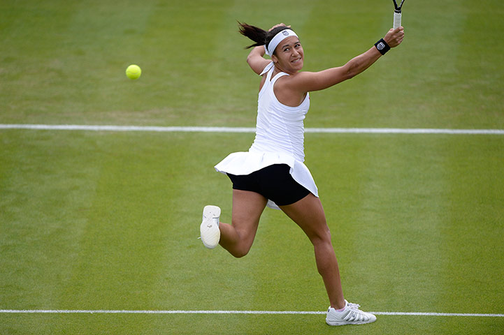 Tom Wimbo day 2: Heather Watson tries to volley 