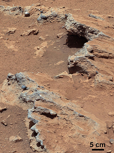 A Month in Space: Curiosity rover found evidence for an ancient, flowing stream on Mars