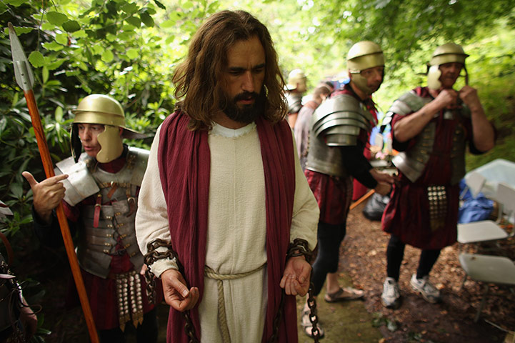  Wintershall players : The Wintershall Players Relive The Life Of Christ In Five Hours