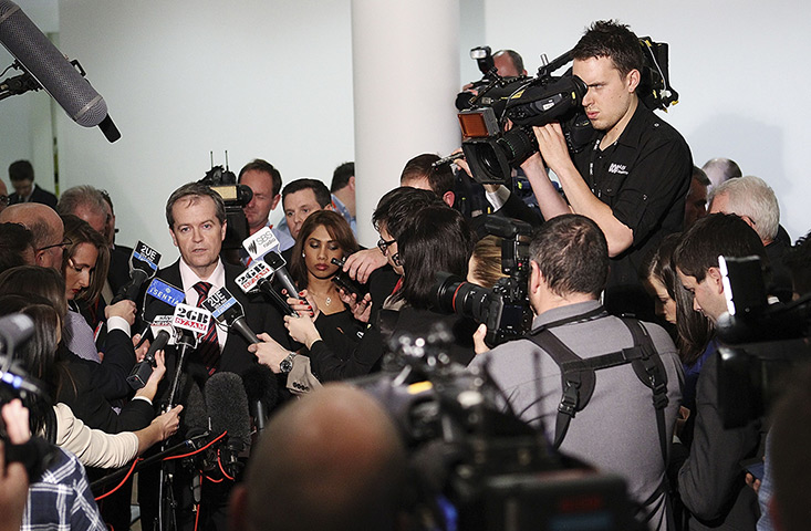 Labor leadership: Bill Shorten speaks to the media prior to the ballot at Parliament House in