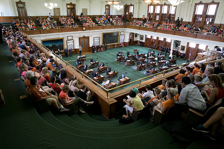 Visitors crowd the Texas Senate gallery to watch Wendy Davis's filibuster of an abortion bill