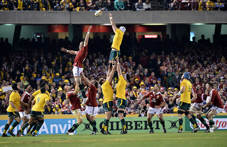 lions gallery 4: The Aussies win a line-out
