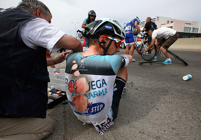 TDF: Omega Pharma-Quick Step team rider Tony Martin is injured