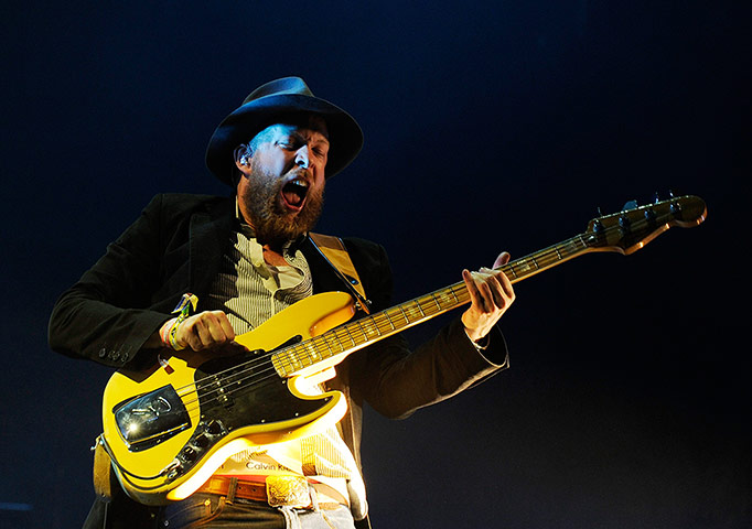 Glasto last day music: Glasto last day music