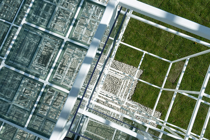 Serpentine pavilion: A detail view of the Serpentine Gallery Pavilion 