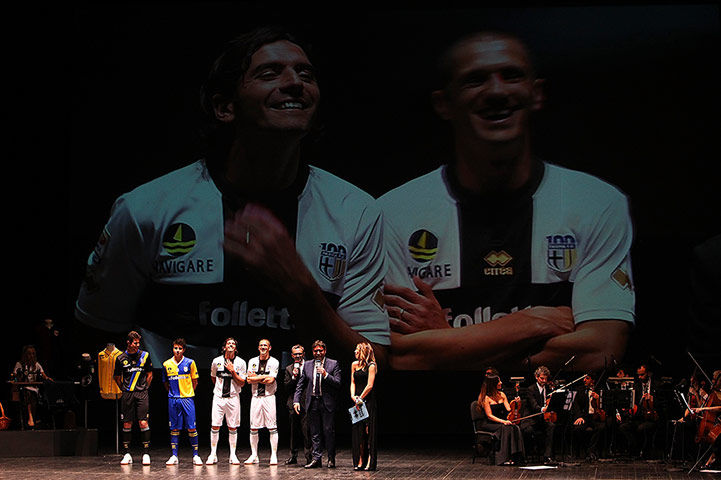 2013/14 kits: FC Parma Unveils New Uniform