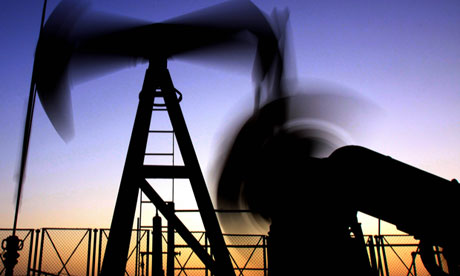 An oil rig in action