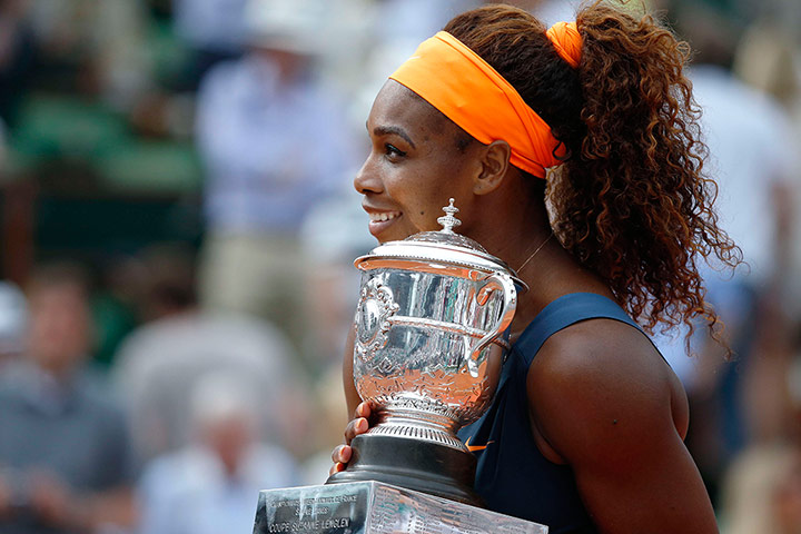 Williams v Sharapova: Serena Williams with her trophy 
