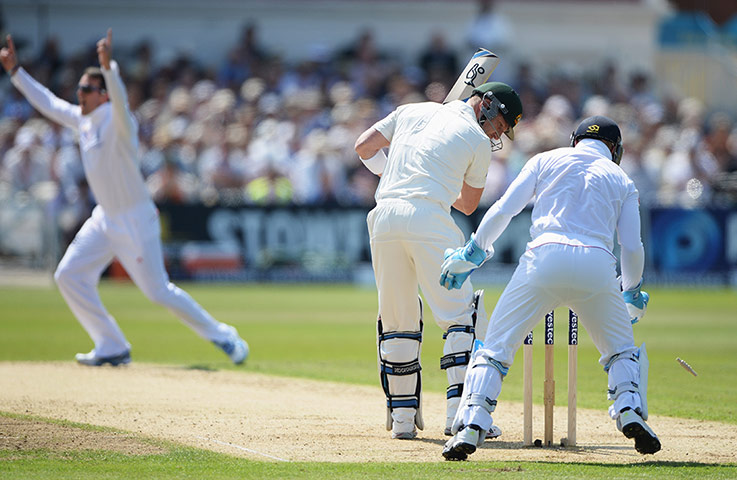 Ashes first test day 2: Brad Haddin is out
