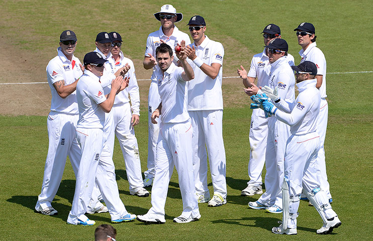 Tom Cricket day 2: Applause all round as James Anderson celebrates his fifth wicket 