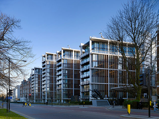 Rogers: One Hyde Park, London (2007-10) Rogers Stirk Harbour + Partners