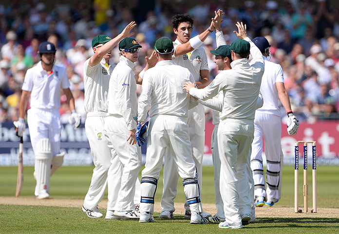 Tom Cricket day 2: Mitchell Starc celebrates